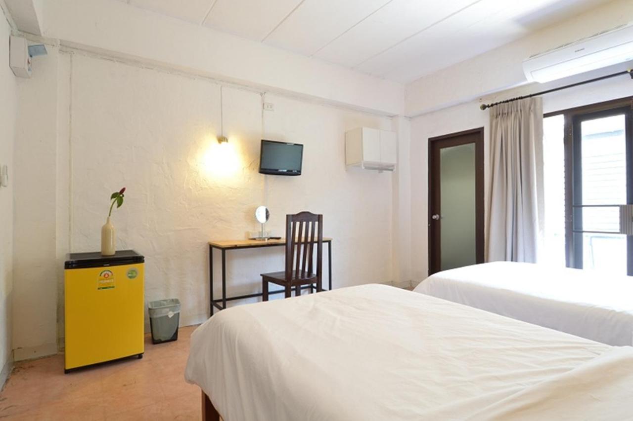 Isleep Guesthouse Чиангмай Экстерьер фото