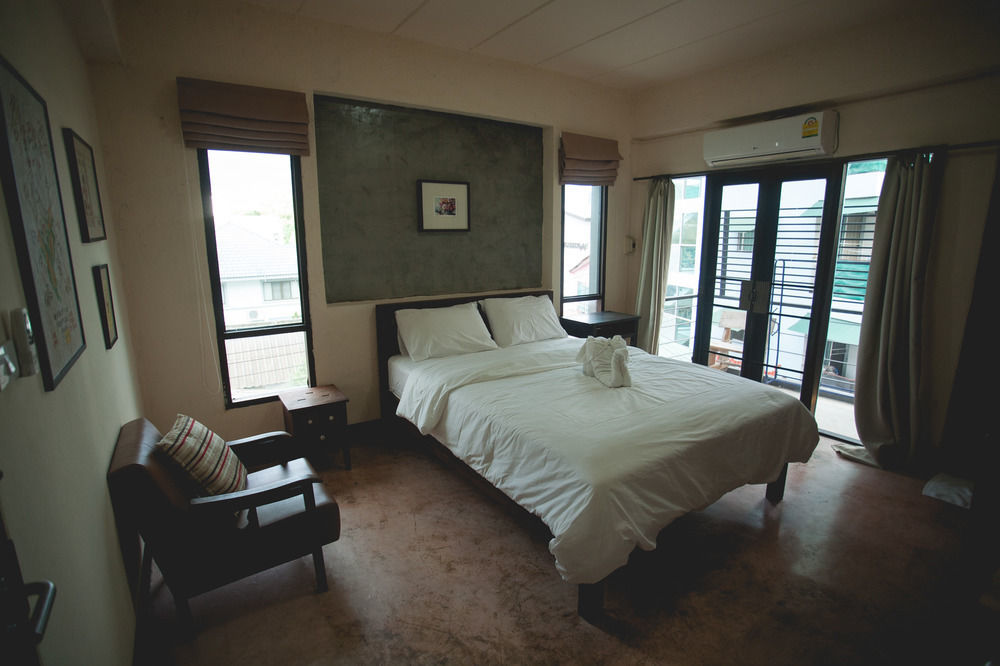 Isleep Guesthouse Чиангмай Экстерьер фото